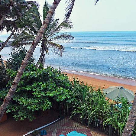 Oyo 246 Roy Villa Beach Hotel Kalutara Exterior photo